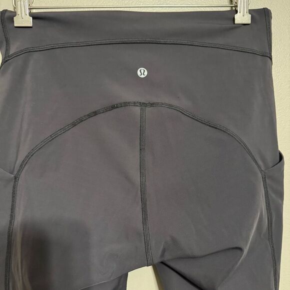 Lululemon Power Thru High Rise Tight 25" Black size 10 - Picture 6 of 8